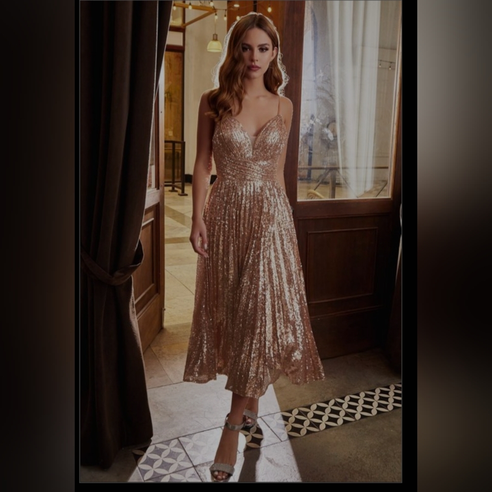 Beautiful Rose Gold Cinderella Divine Sequins Cocktail/Evening Dress.